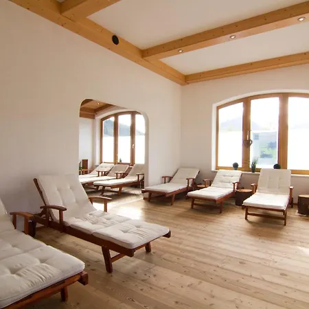 Frohnatur 4* 티어제