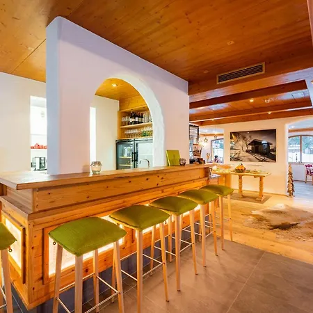 Frohnatur 4* 티어제